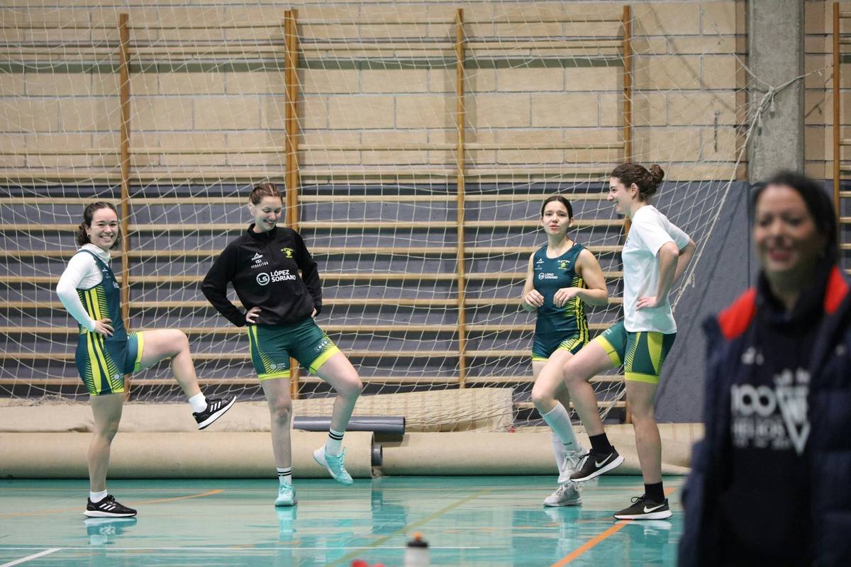 Bloomingdale's Yoga Fashion Trends: Where Performance Meets High-Street Style in 2024