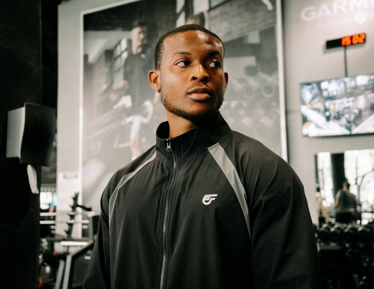 Comparison chart showing fabric composition and performance ratings of top Bloomingdale's activewear brands vs. generic athletic wear