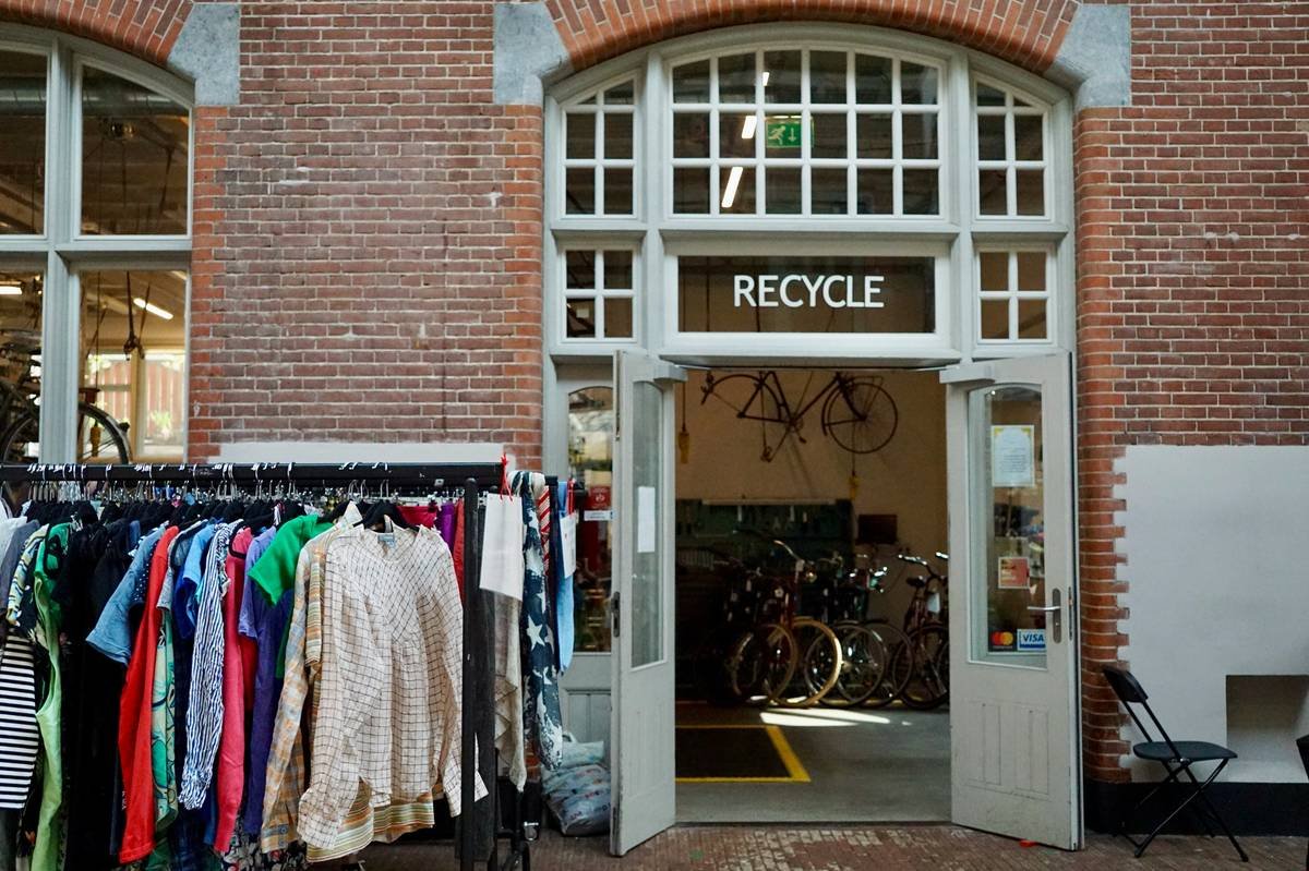 Fashion Industry Ethics: What Bloomingdale’s Isn’t Telling You