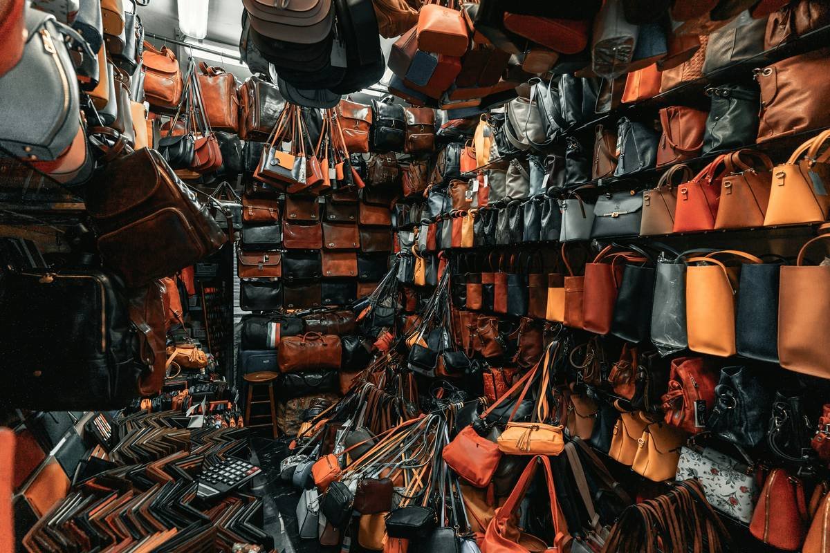 Handbag Size Guide: How to Pick the Perfect Fit for Every Body Type & Lifestyle