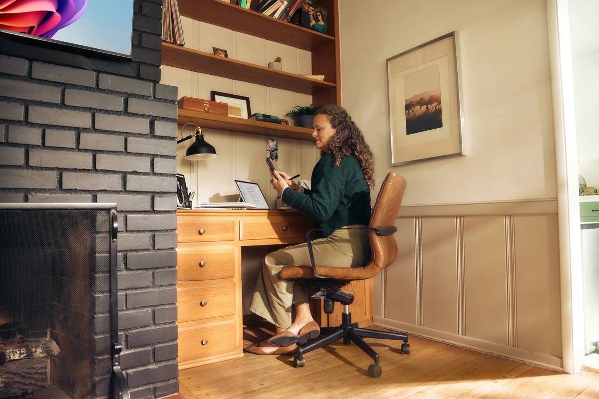 Work From Home Style That Actually Feels Good (and Looks Great on Zoom)